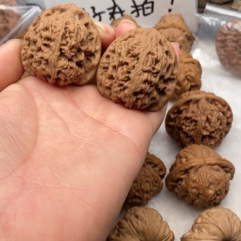 【闪购商品】吊坠文玩核桃全品南疆石肚差尺