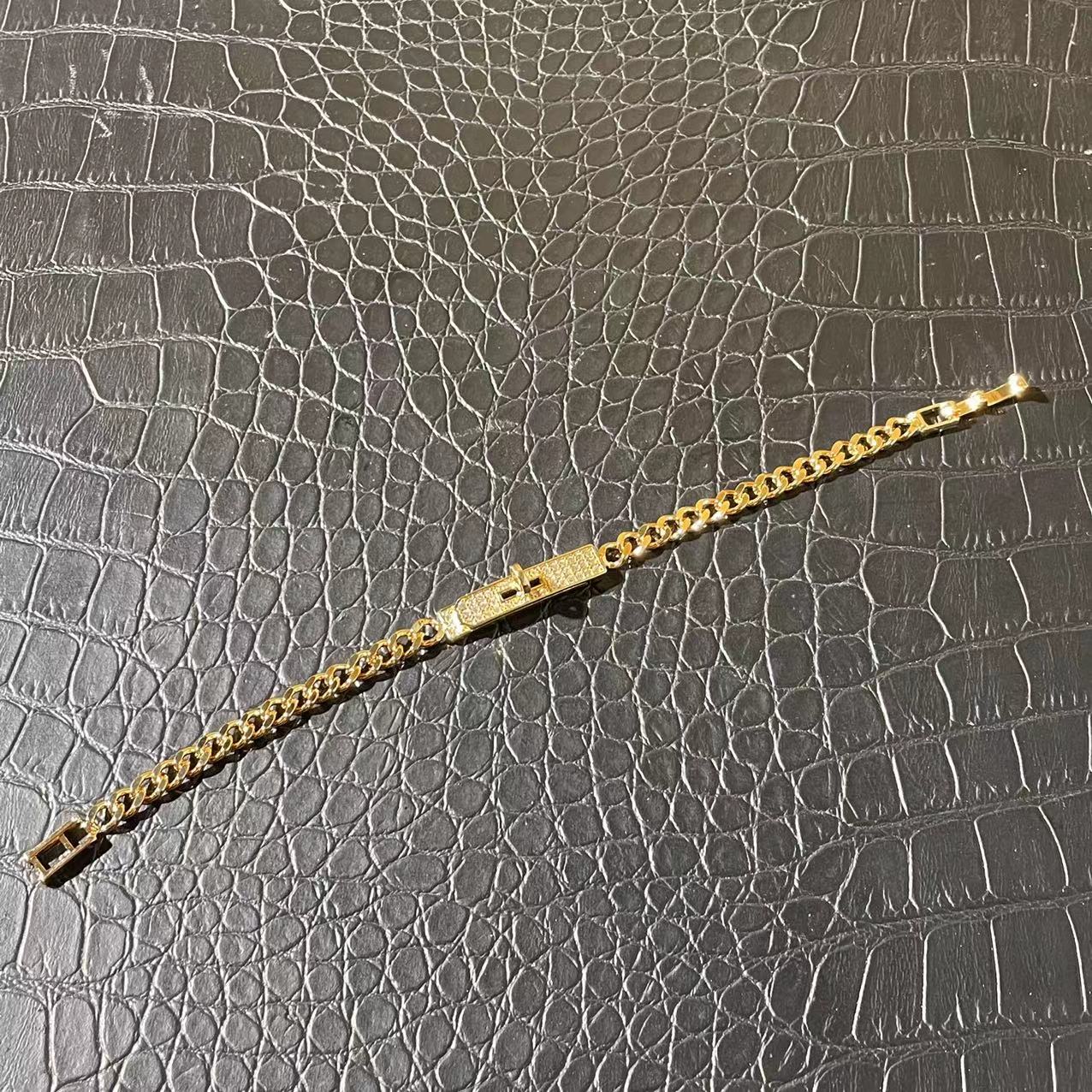 【高端定制】WA-1321时尚设计手链多样性发一件