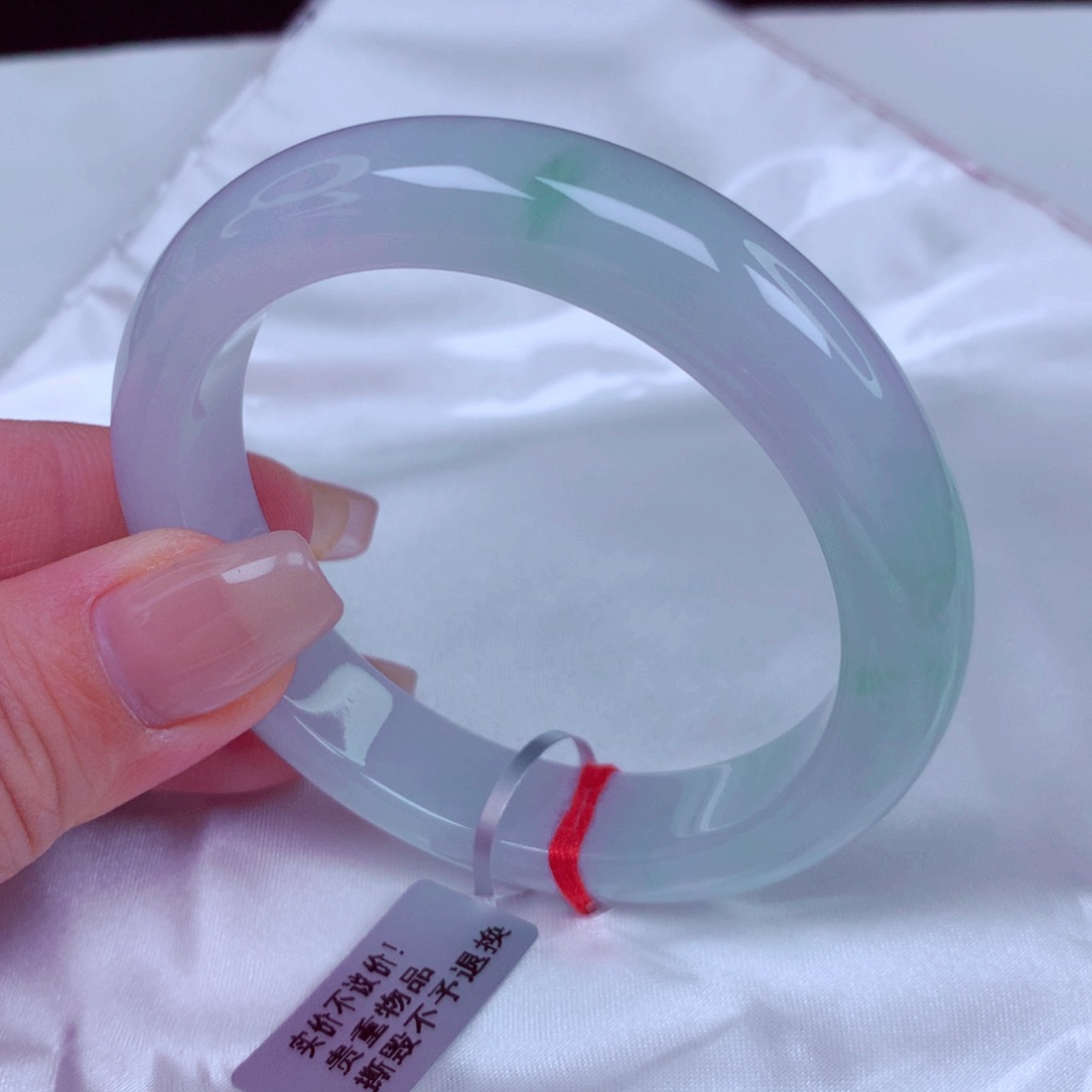 翡翠未镶嵌手镯手镯