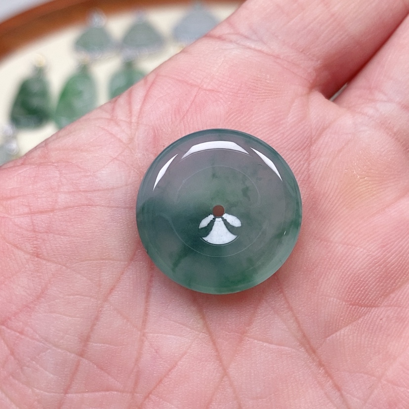 【闪购商品】翡翠吊坠(不含链)未镶嵌饭****丫