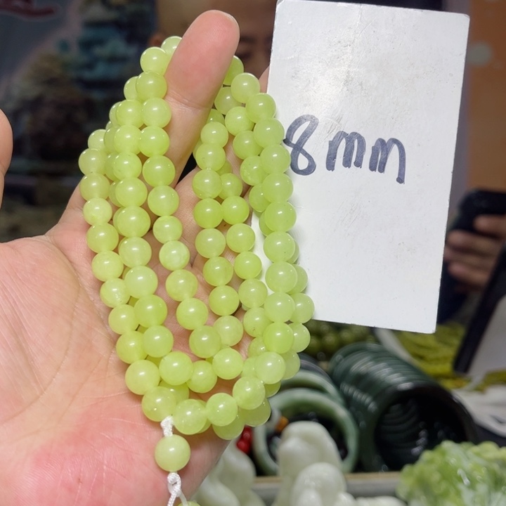 蛇纹石玉颈饰多样性发货未镶嵌