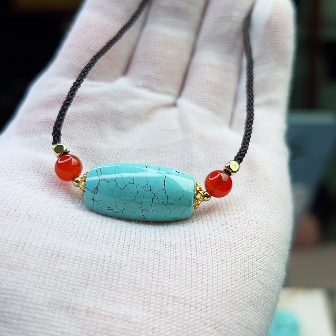 未镶嵌绿松石珠宝奇石