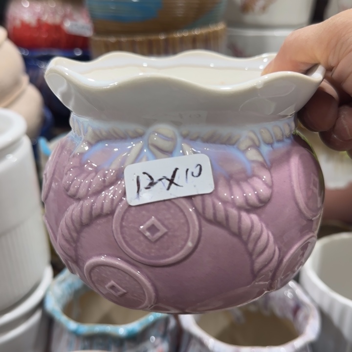 凑9块包邮，有孔，陶瓷花盆