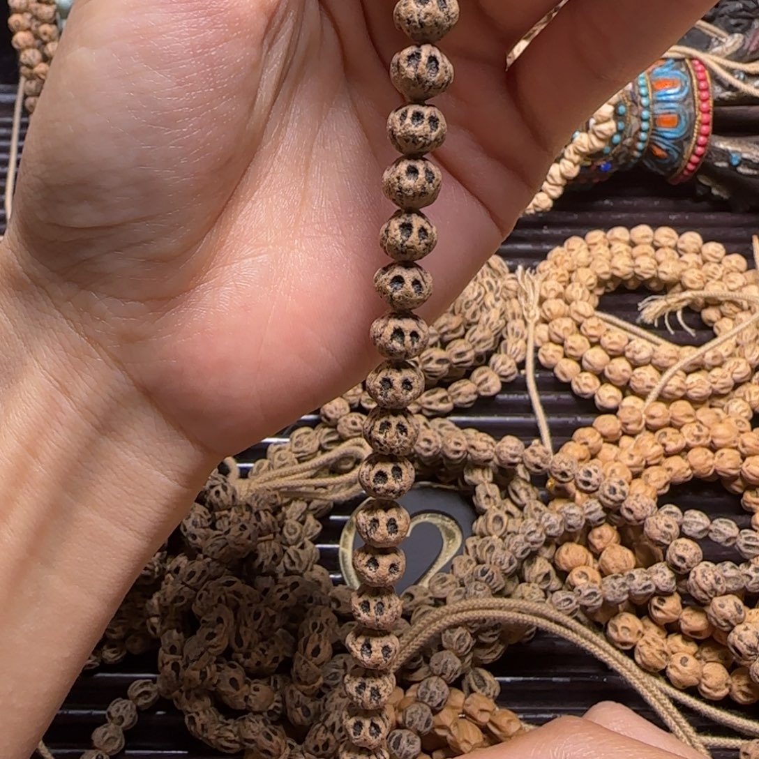 J***h吊坠柏香籽/百香籽