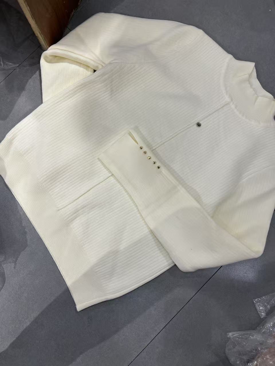 坑条小金牌毛衣 一体绒