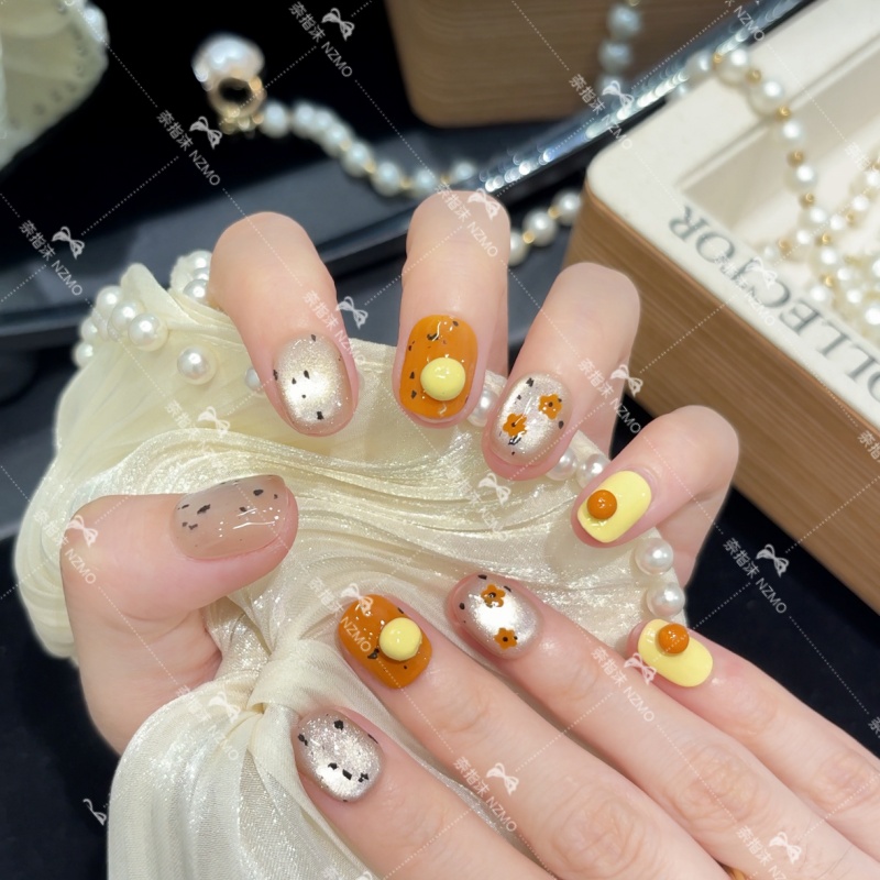 【砂糖橘】爆闪猫眼显白气质穿戴甲高级感美甲