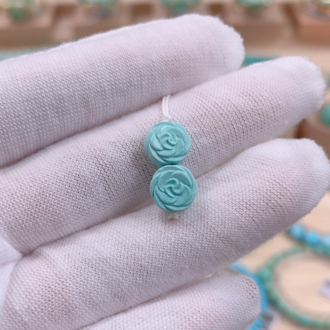 未镶嵌绿松石珠宝奇石