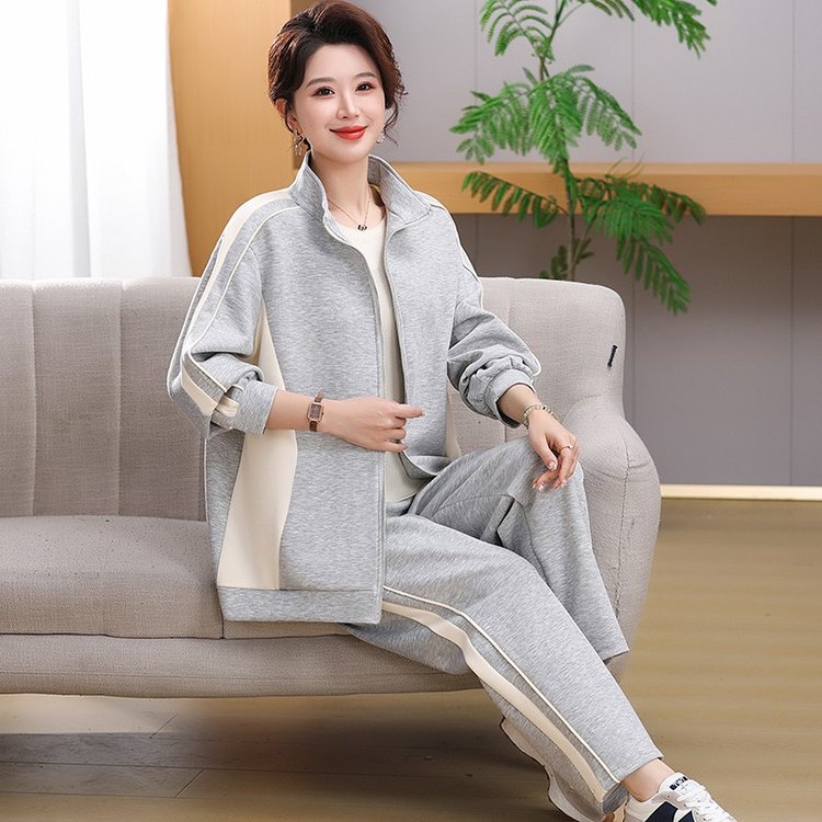特大码妈妈装春秋款运动套装加肥加大。中年外套秋装宽松