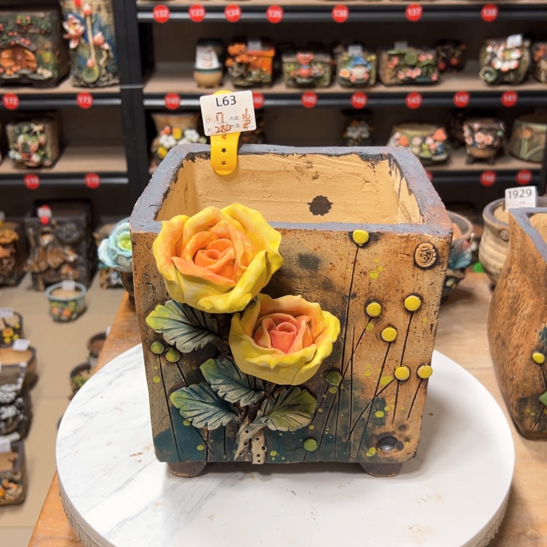 陶L63微瑕， 雨田花器