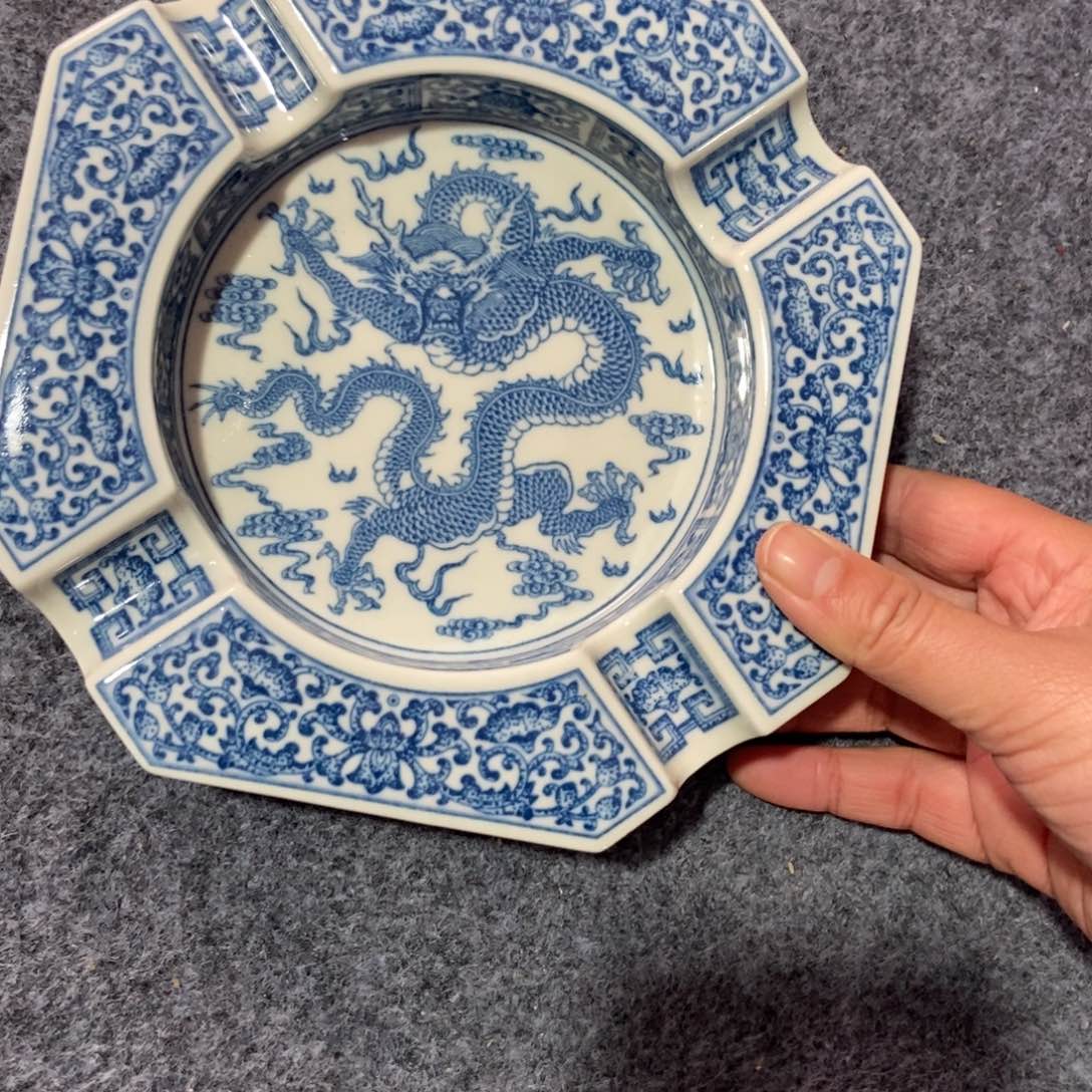 贤*源思陶瓷有限公司