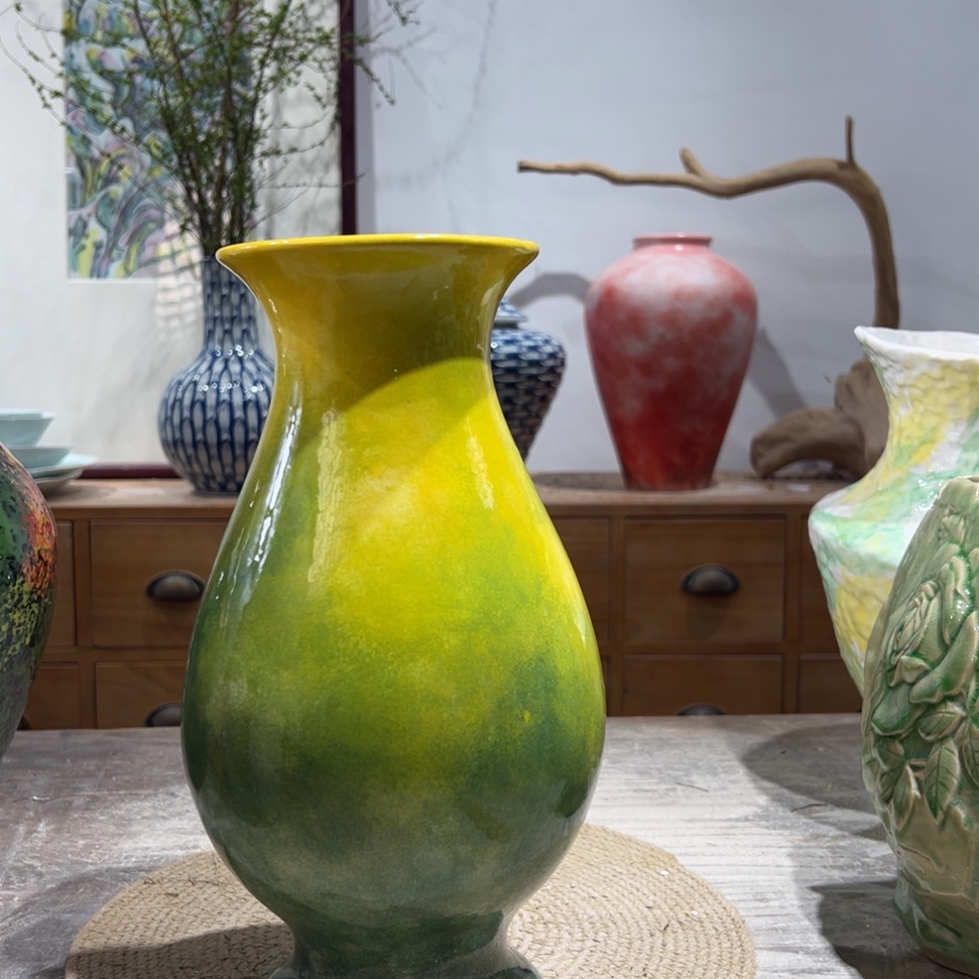 摆件陶瓷花瓶高31口7