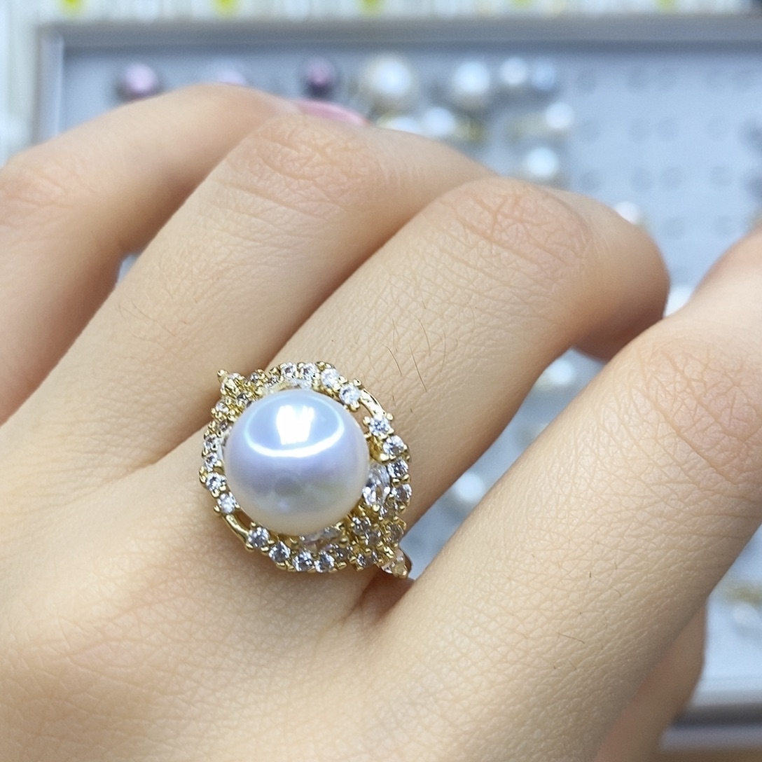 淡水珍珠吊坠(赠链)未镶嵌