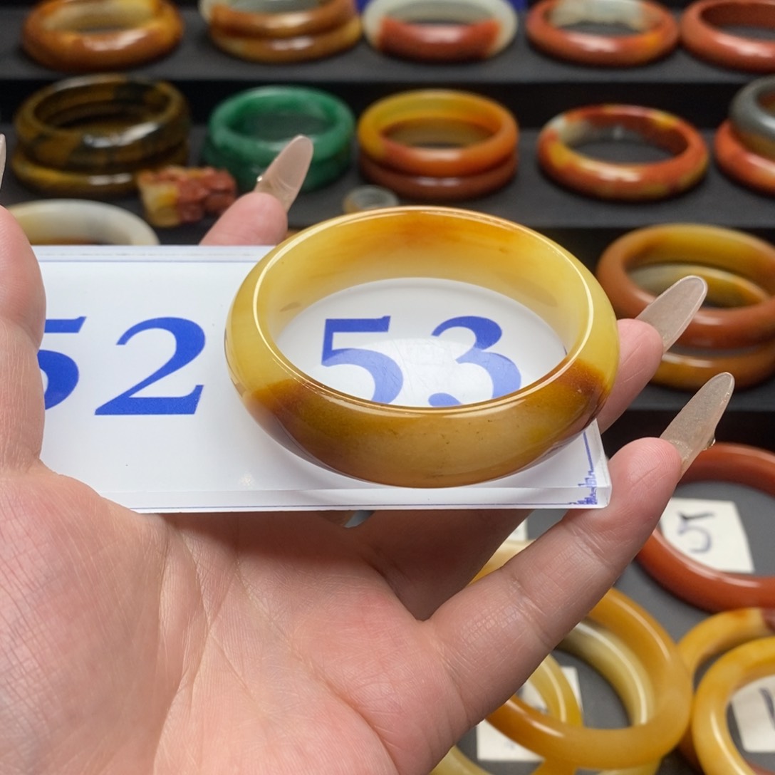 石英质玉（黄龙玉）手镯未镶嵌?****袋