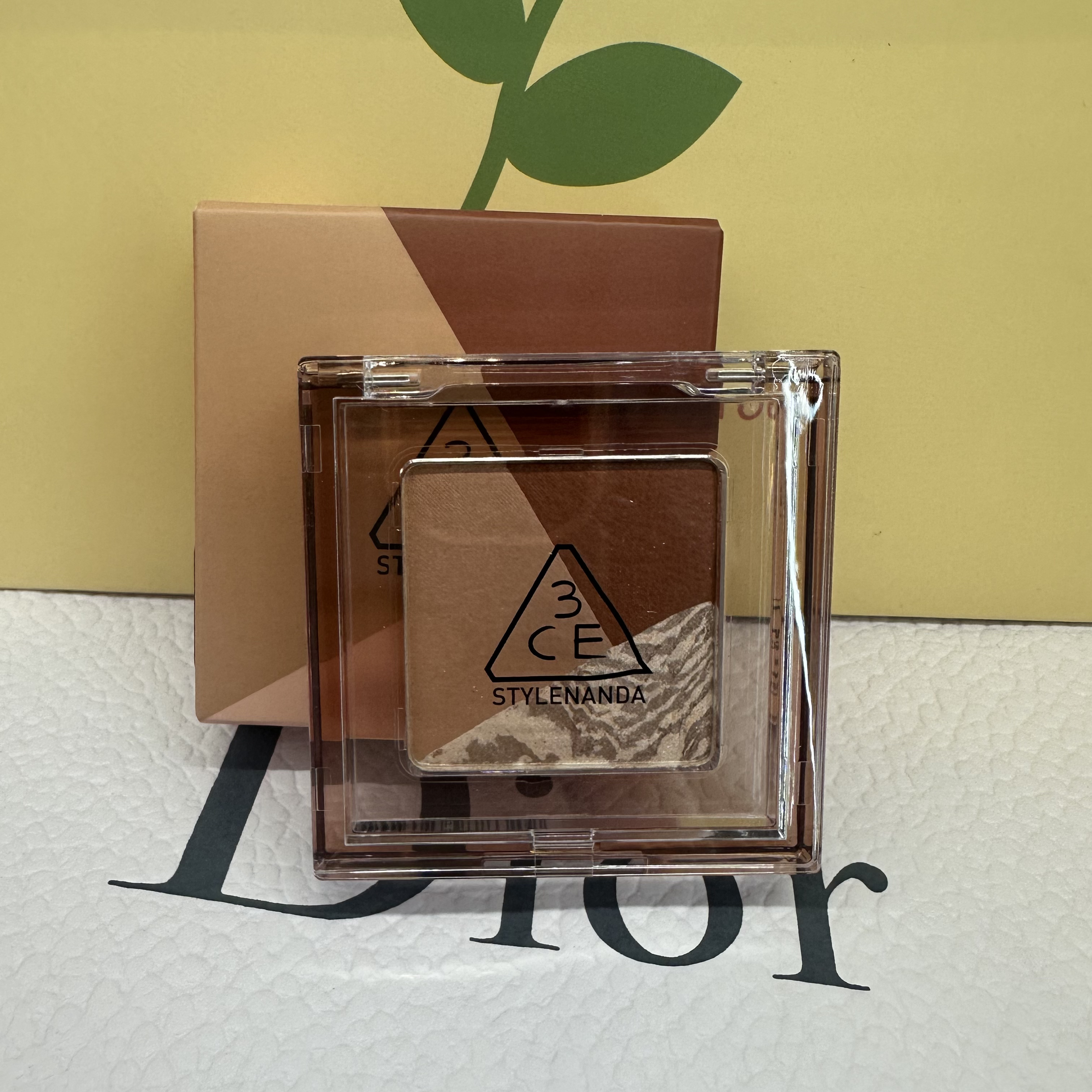 三色眼影盘多色可选低饱和橘棕哑光珠光细闪适合新手