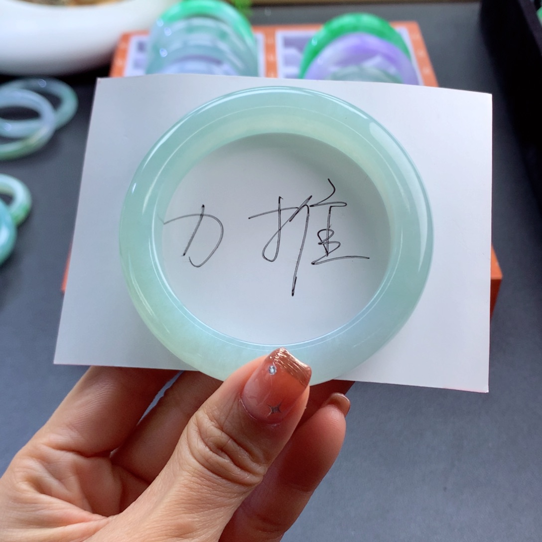 翡翠手镯未镶嵌56号