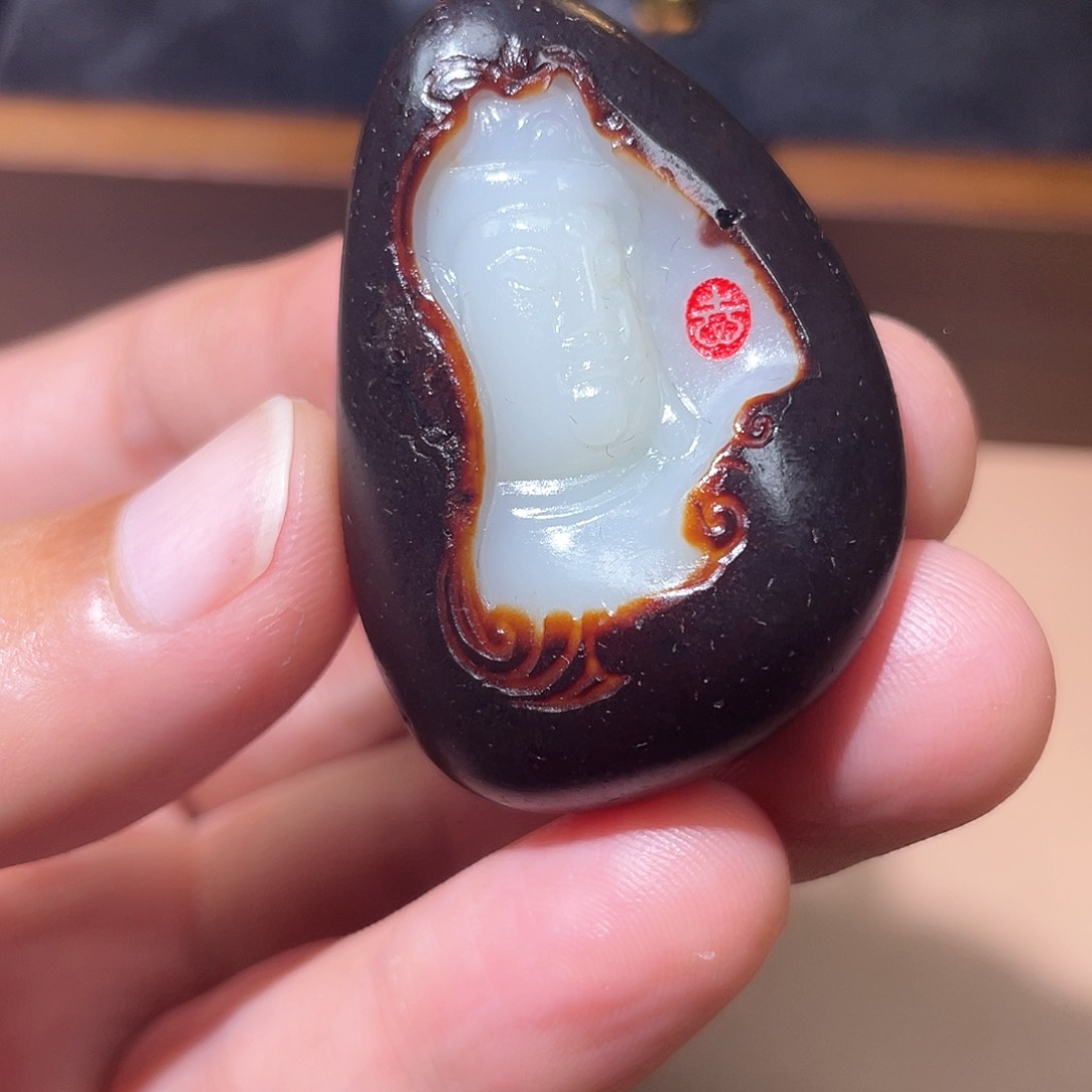 和田玉颈饰未镶嵌