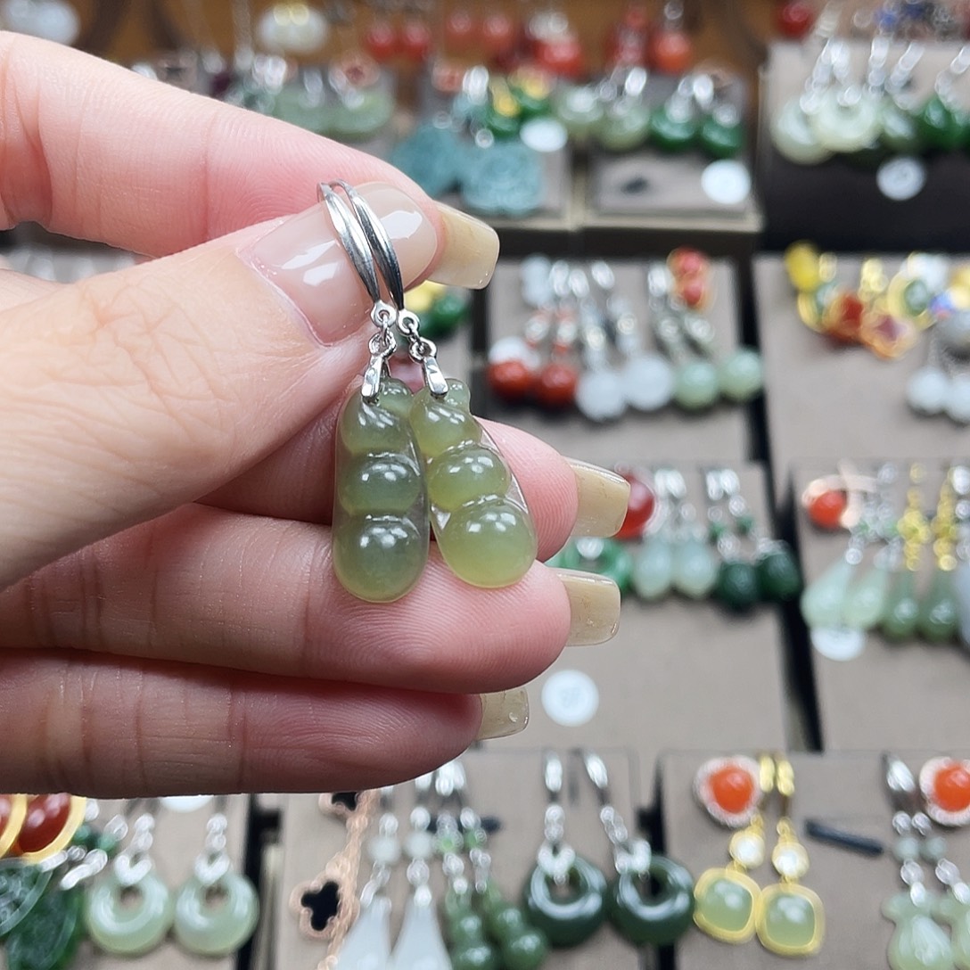 和田玉银S925镶嵌耳饰