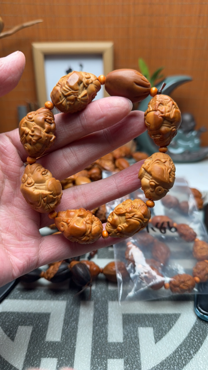 橄榄核雕工艺手串福利瑕疵 5119