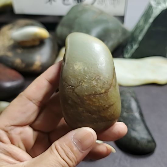 和田玉（糖玉）未镶嵌挂件