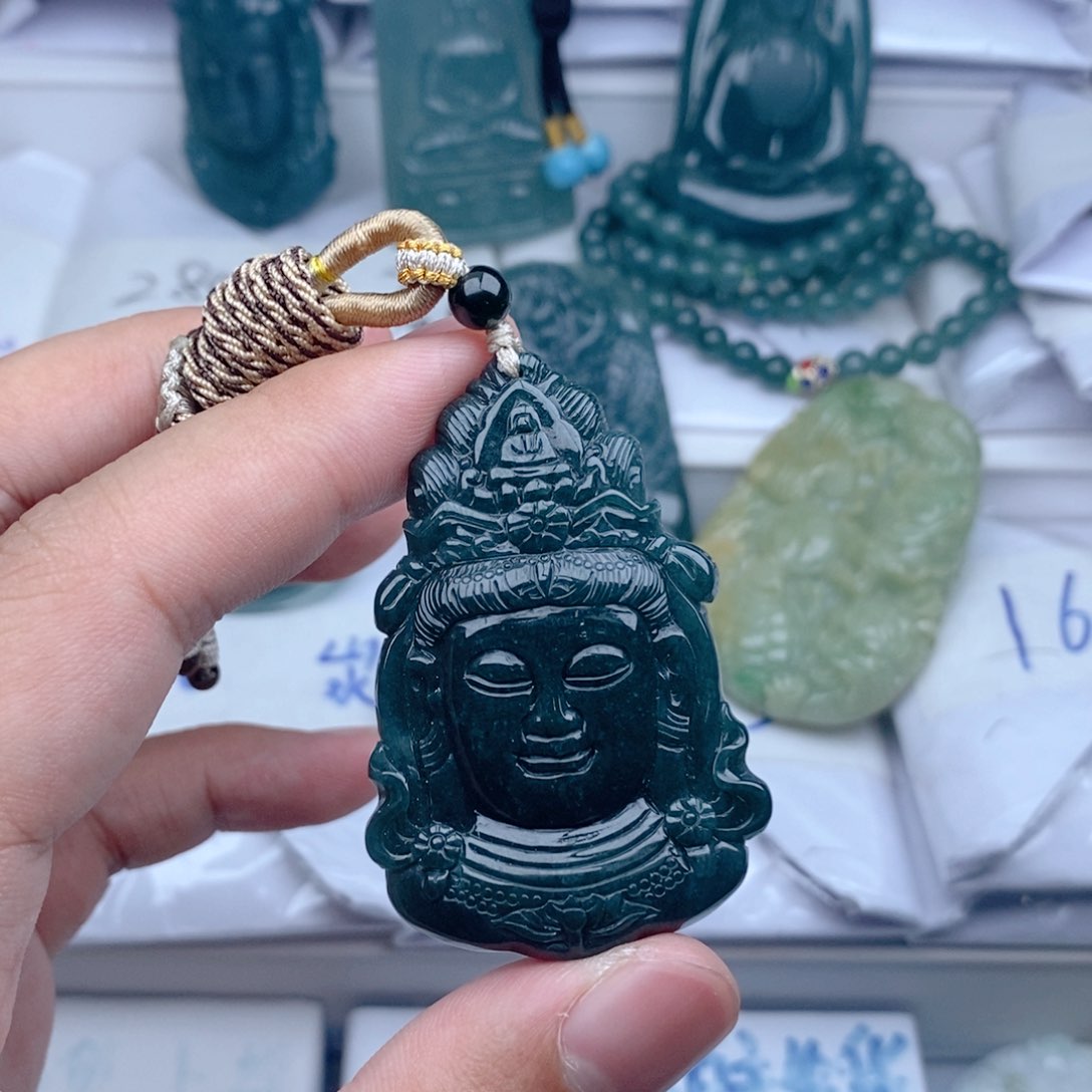 【闪购商品】颈饰未镶嵌翡翠
