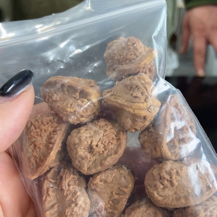 吊坠文玩核桃用****0绣花鞋瑕疵