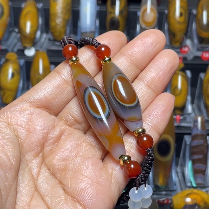 玛瑙/玉髓颈饰未镶嵌