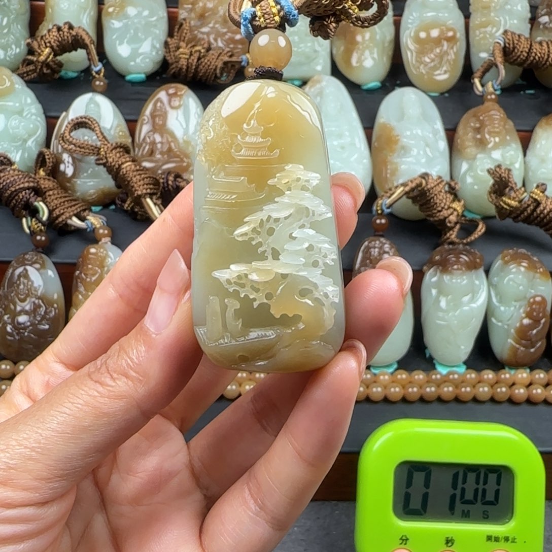 玉***总和田玉未镶嵌挂件