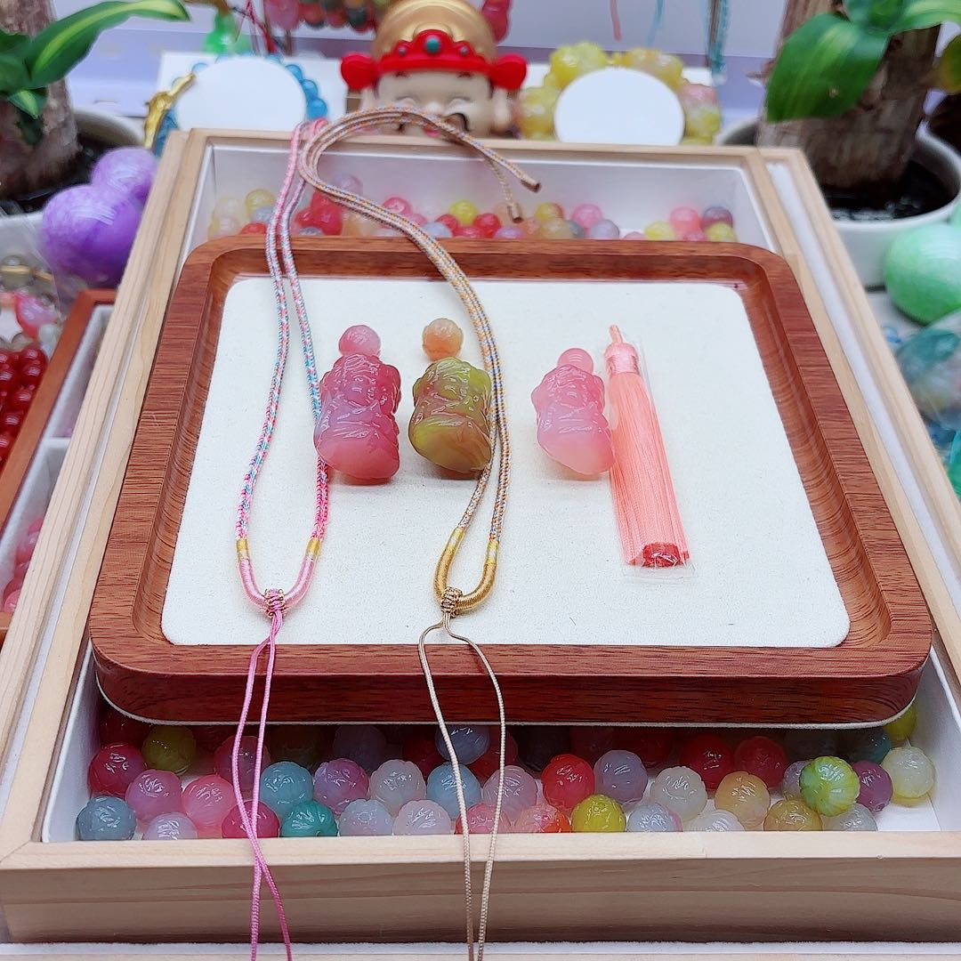 L***࿐玛瑙/玉髓未镶嵌手链盐源20