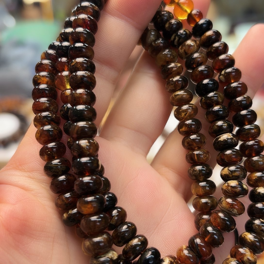 琥珀未镶嵌裸石八91181