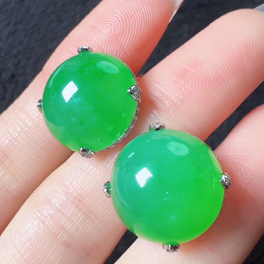 翡翠耳饰18K金镶嵌签收后24小时鉴赏期