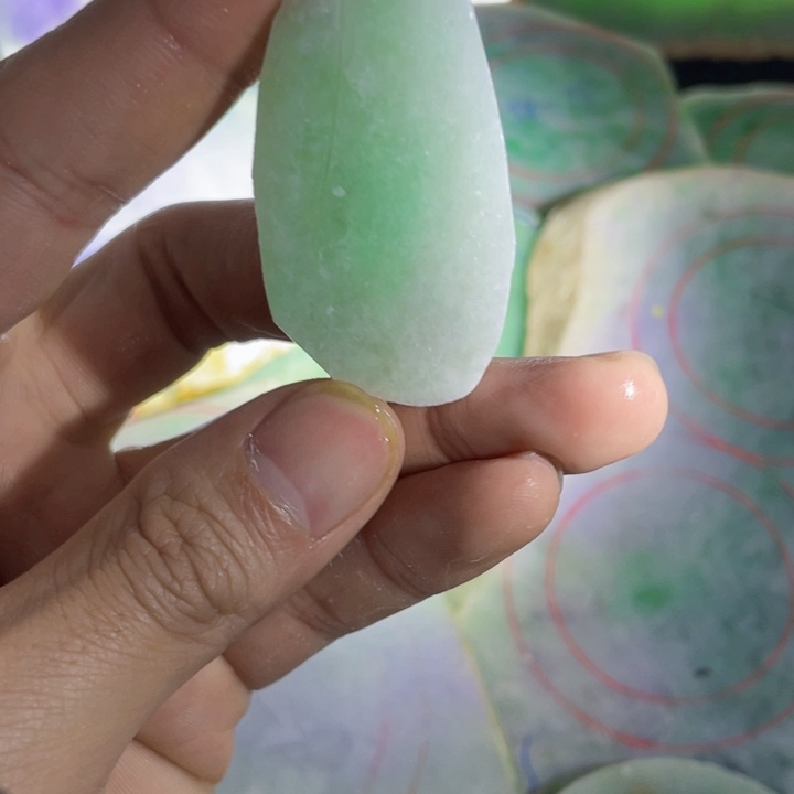 翡翠未镶嵌挂件片料