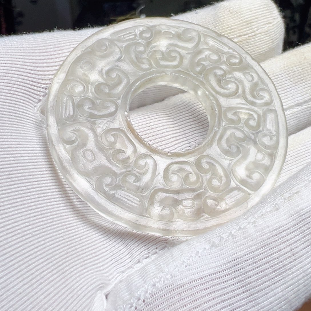 和田玉未镶嵌颈饰黄*刚