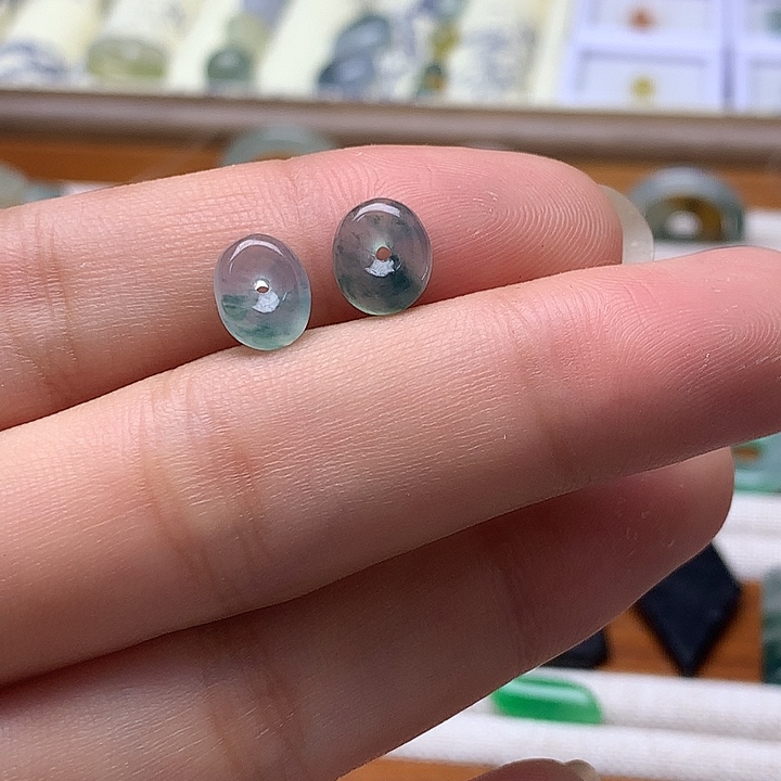 散珠翡翠飘蓝花风生水起一对