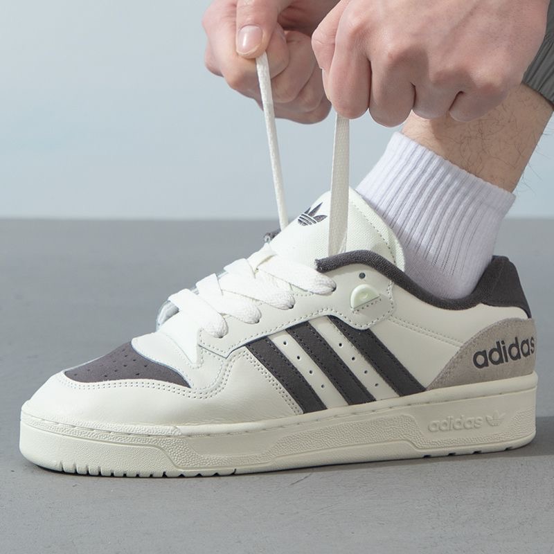 Adidas/阿迪达斯男鞋 经典百搭舒适防滑耐磨休闲板鞋 ID5386