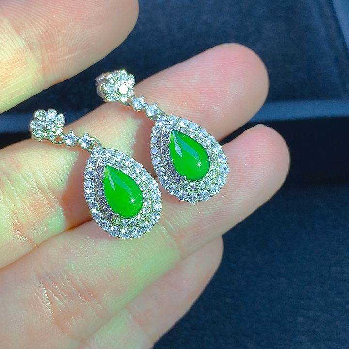 颈饰银S925镶嵌翡翠