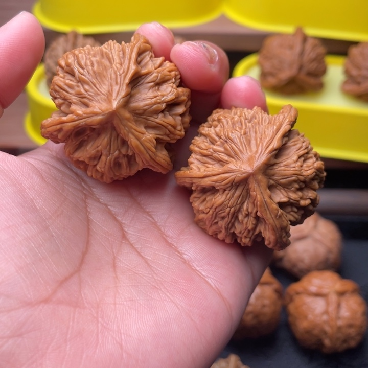 一***茶吊坠文玩核桃全品无修虎头奔