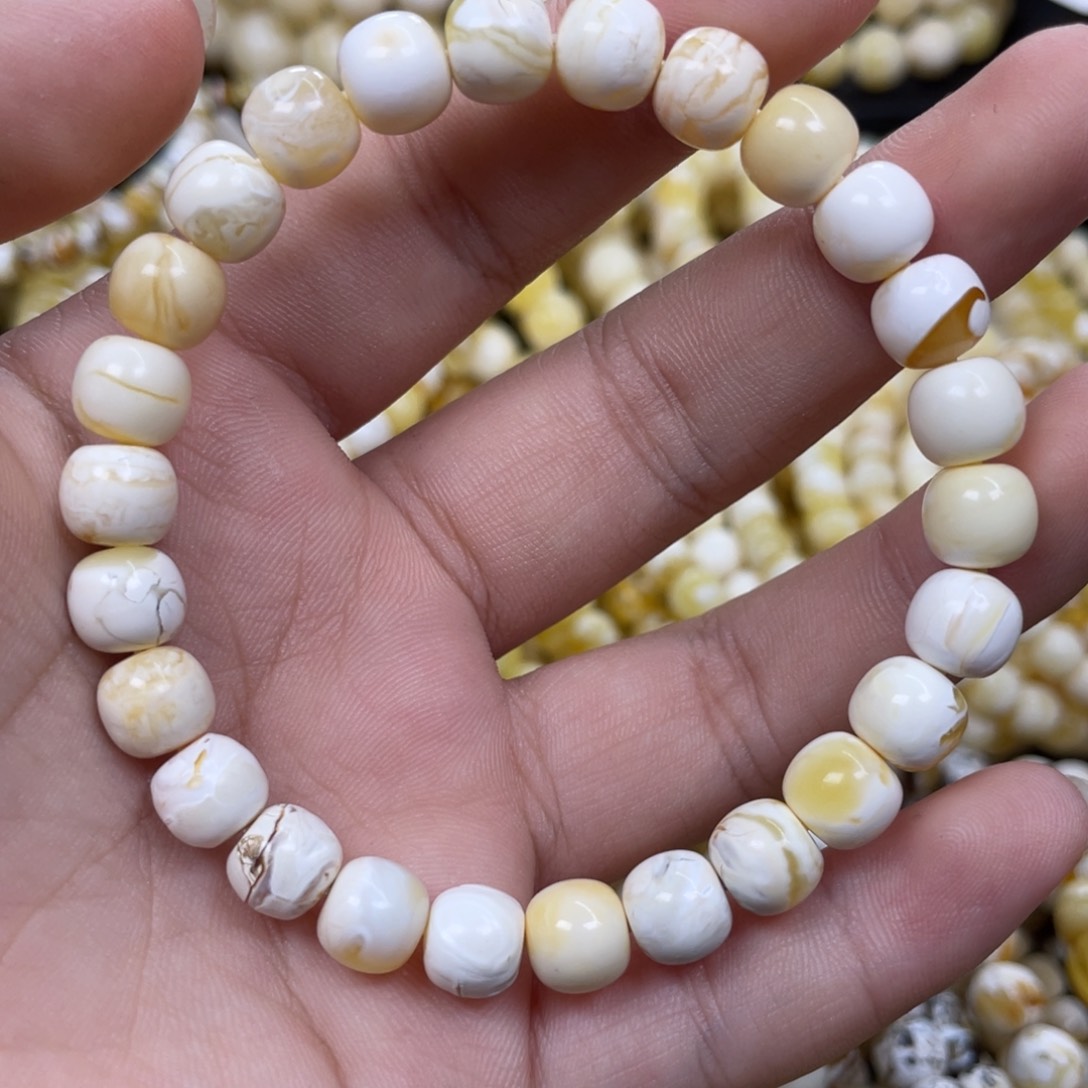 蜜蜡未镶嵌珠宝奇石8m