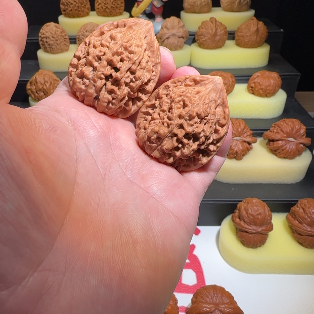 文玩核桃吊坠官帽