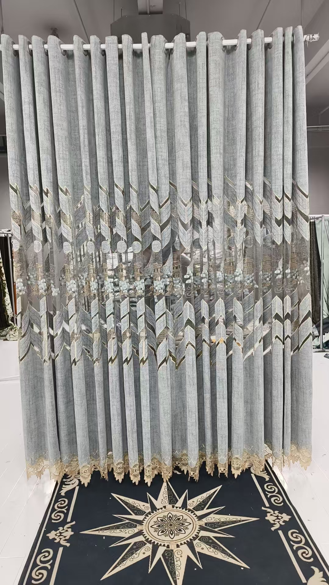 22成品窗帘清货6米对开高度2.7米打孔