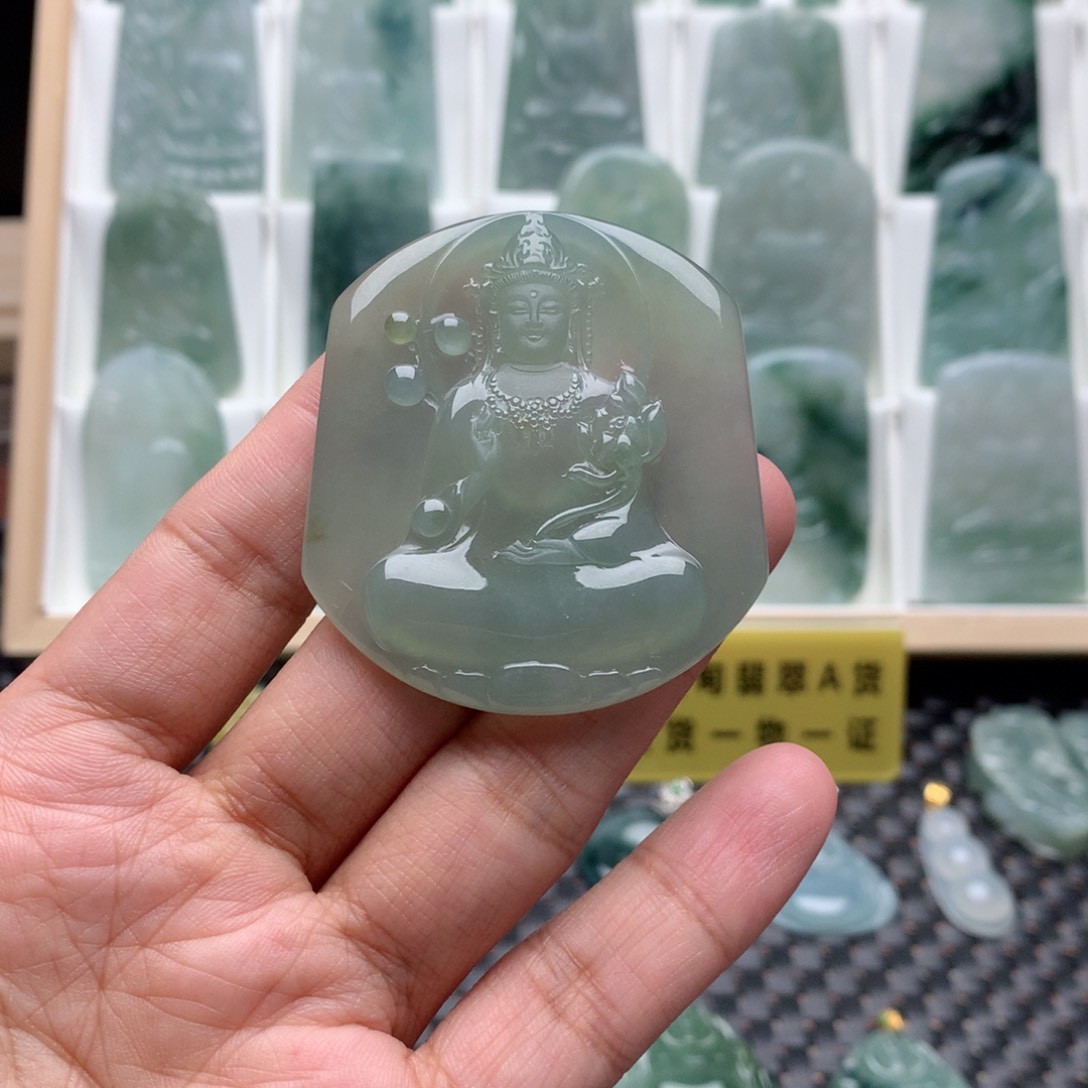 翡翠未镶嵌吊坠(不含链)观音