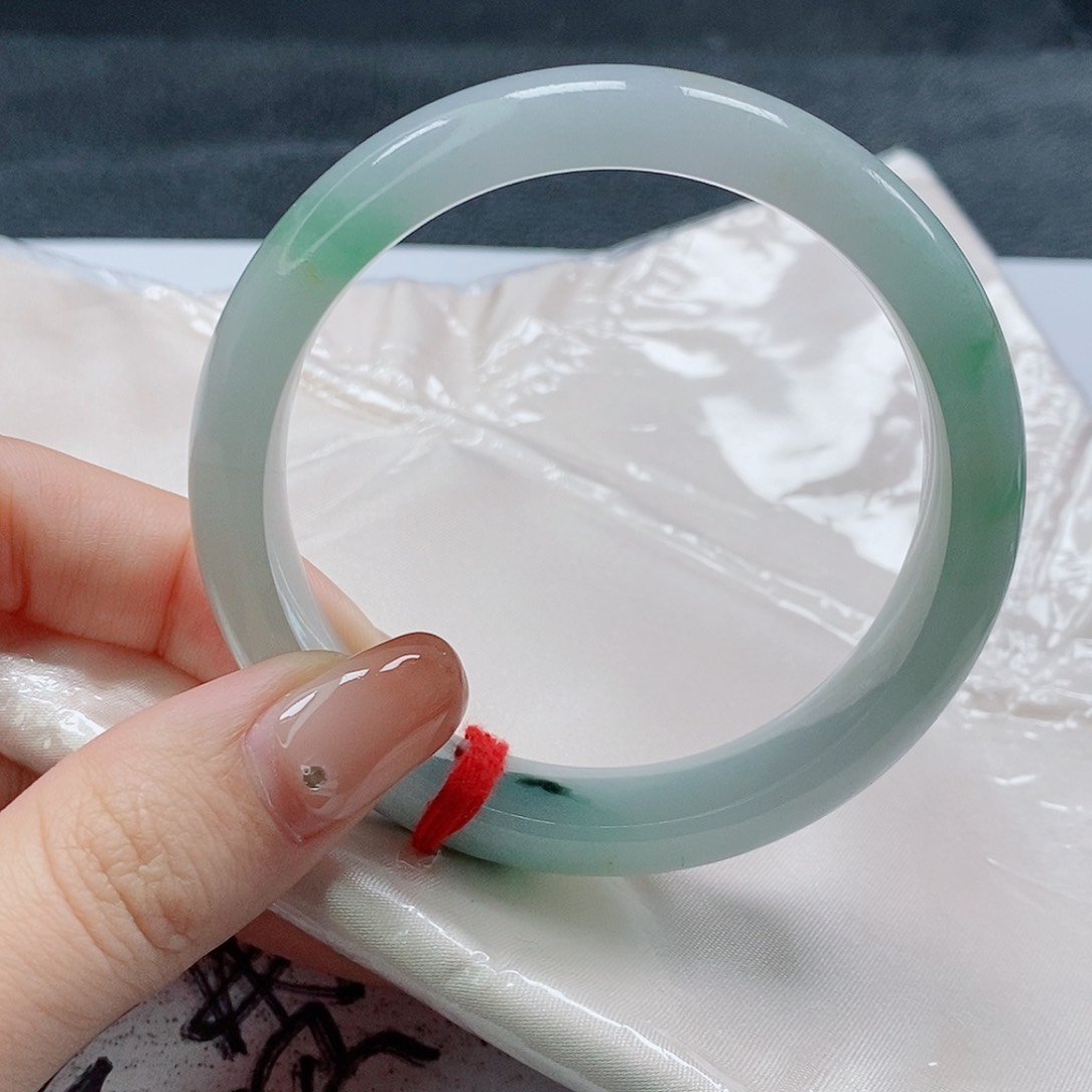 【闪购商品】未镶嵌手镯翡翠534号