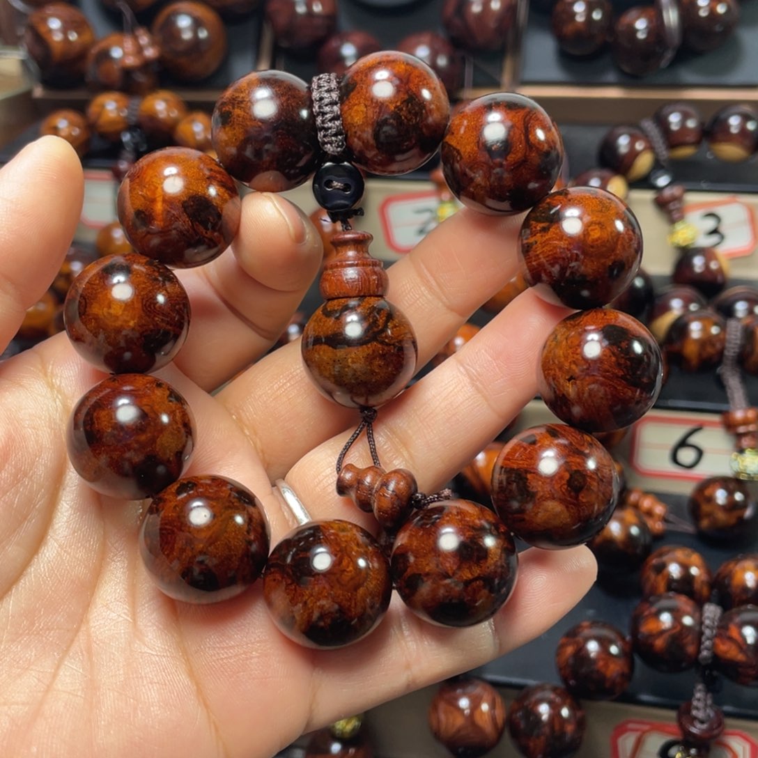 花梨木类2.0的瘤疤花