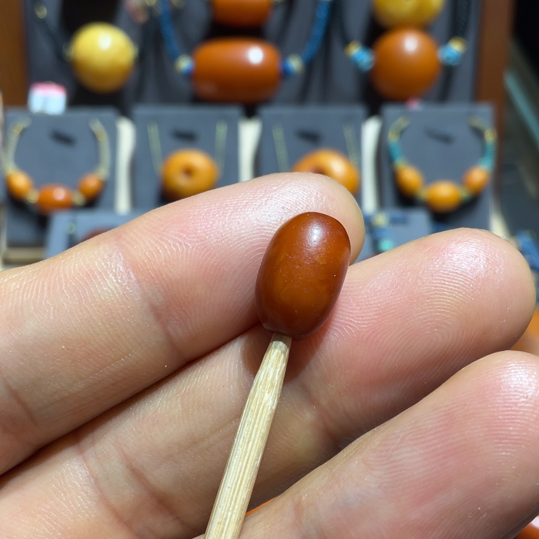 琥珀颈饰未镶嵌天然老蜜蜡枣珠规格9*13.2