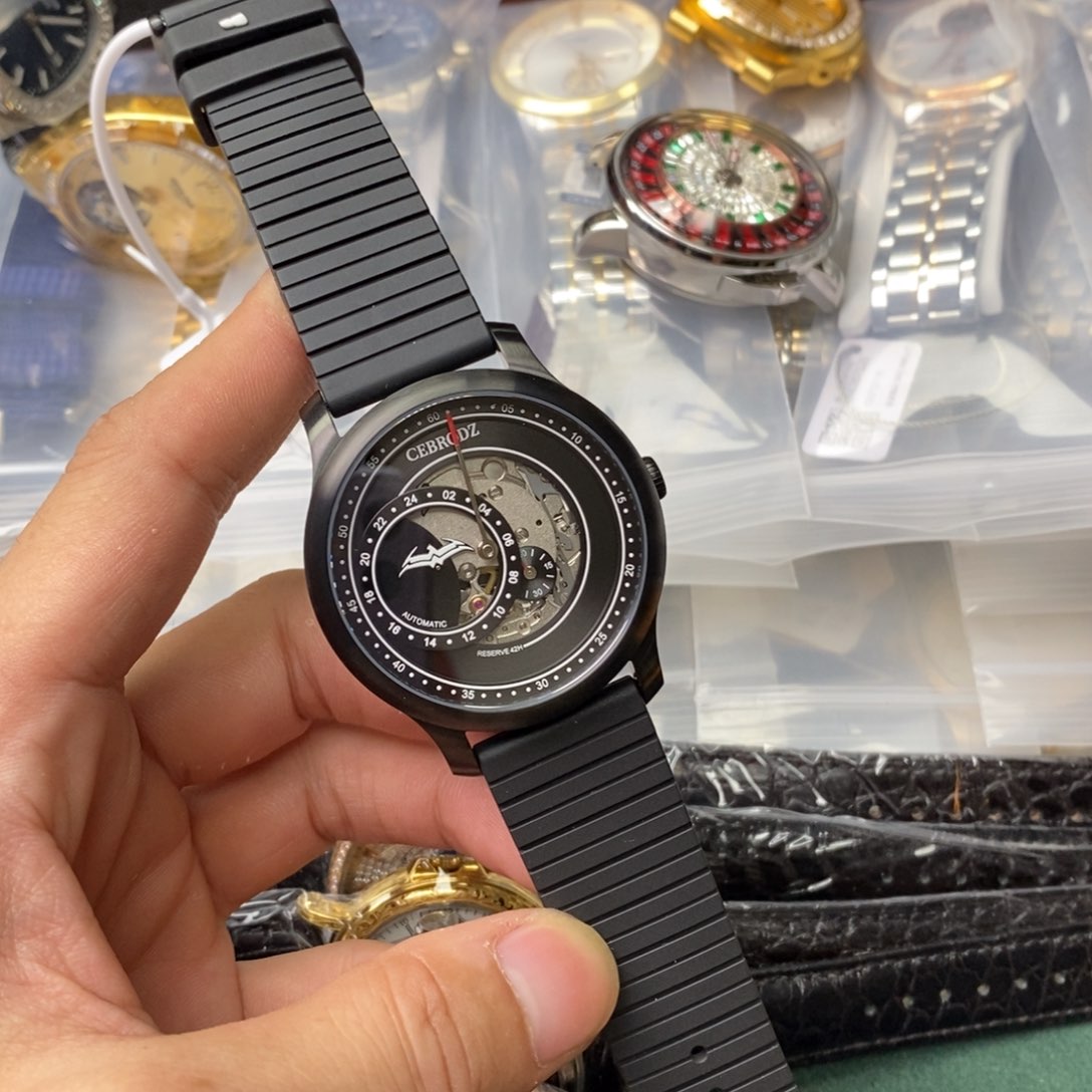 孤品闪电购手表一个