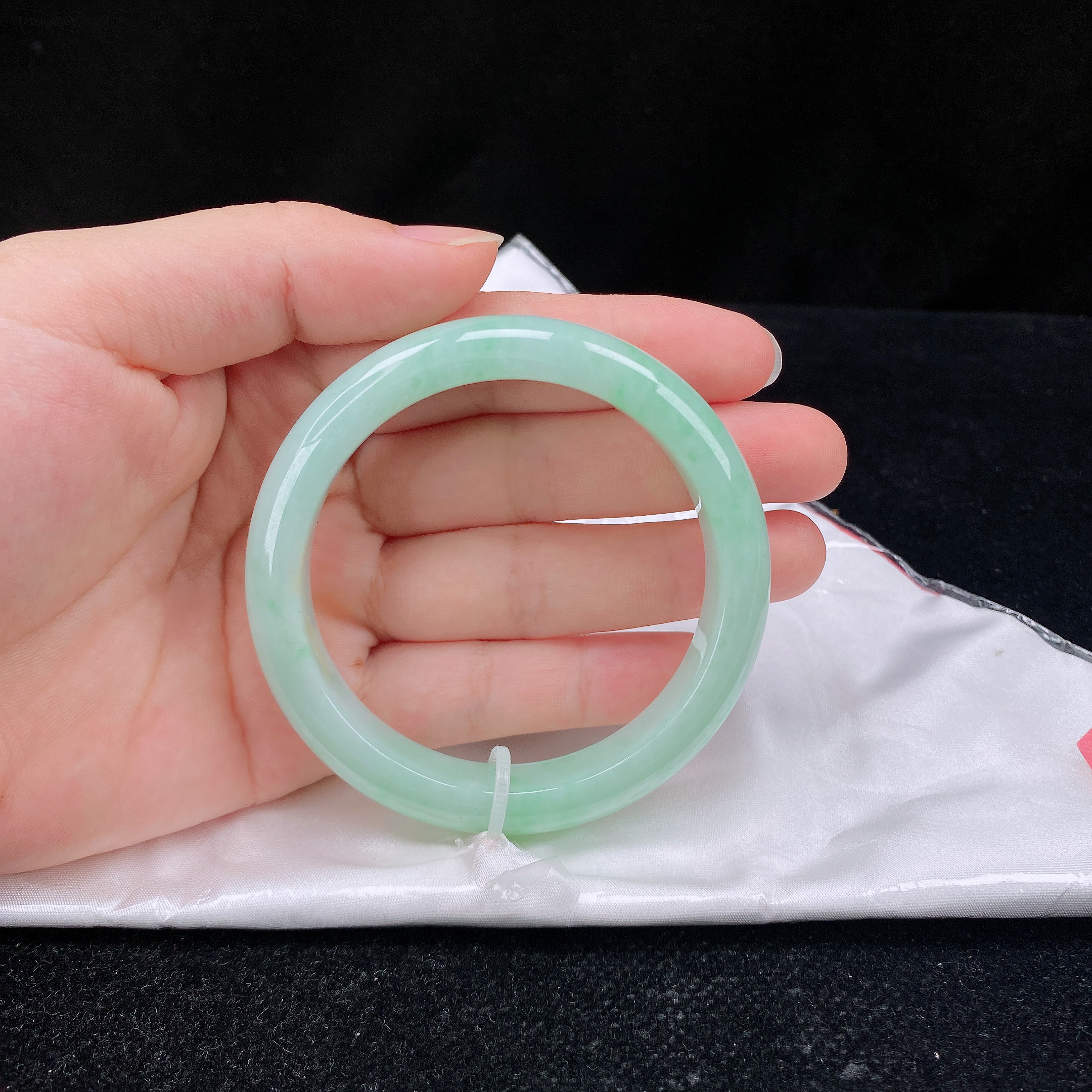 56圈口缅甸翡翠A货老坑细糯化满色阳绿底正圈手镯玉镯子正品珠宝