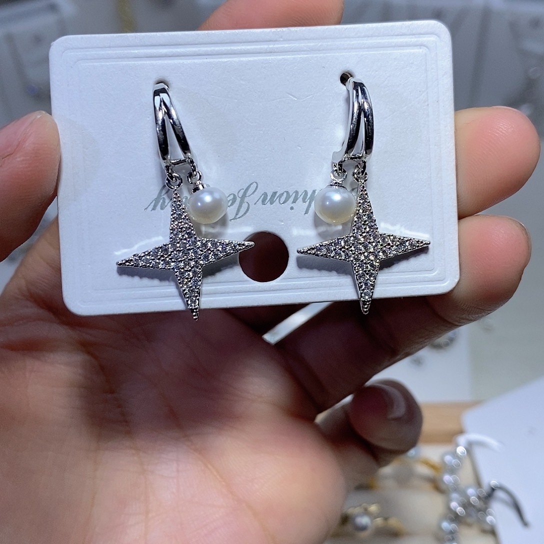 未镶嵌耳饰淡水珍珠