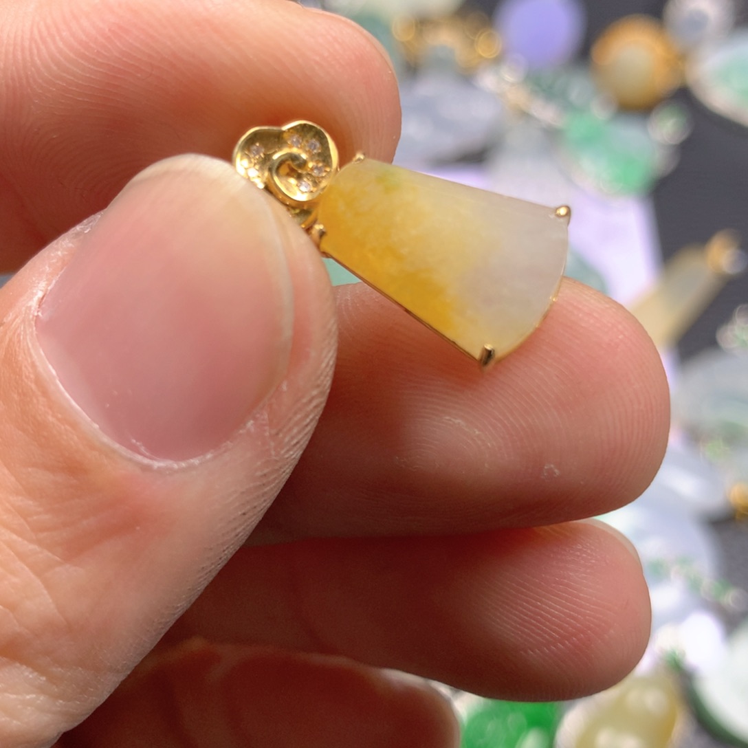 【闪购商品】翡翠颈饰18K金镶嵌@***@翡翠