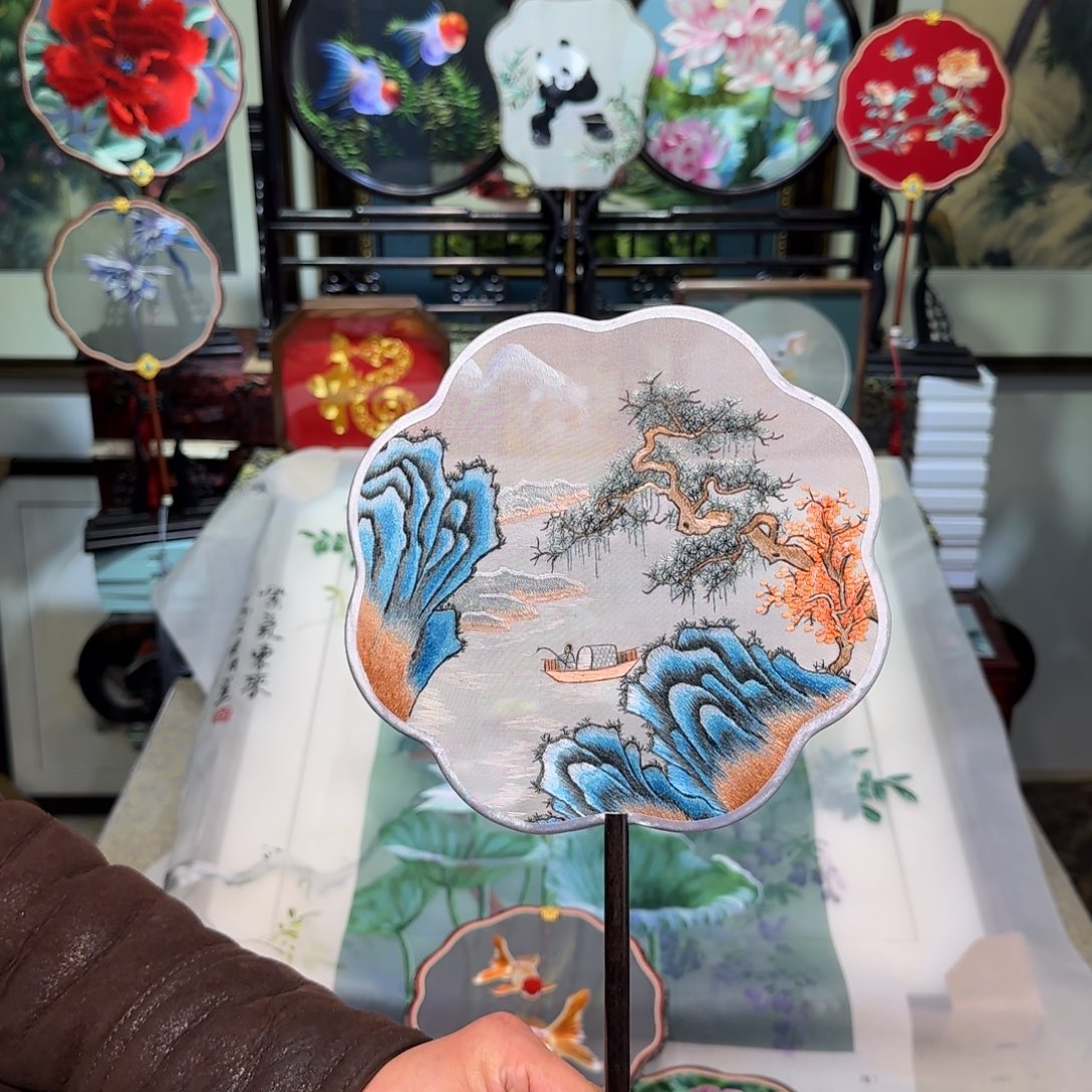 刺绣刺绣工艺精湛