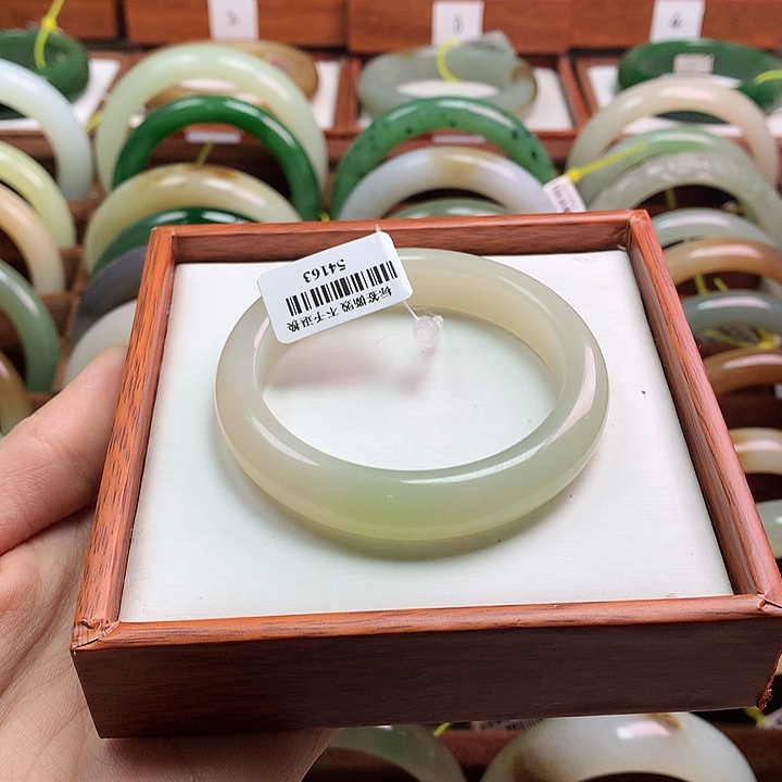 和田玉手镯未镶嵌50/51