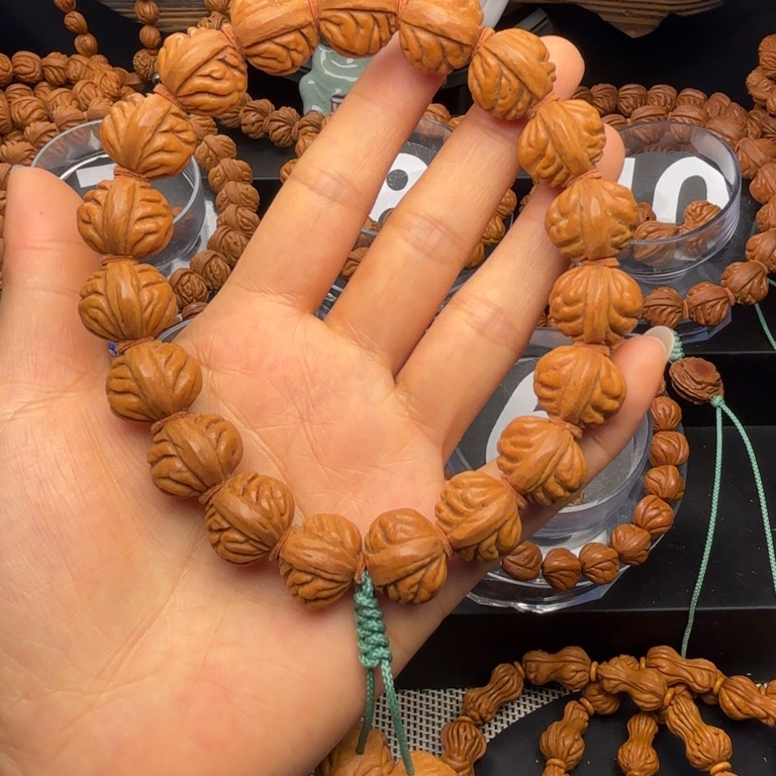 吊坠桃核野生金蟾16尺寸